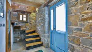 Eingang Haustüre Mountain Lodge Istria Aktivurlaub in Kroatien